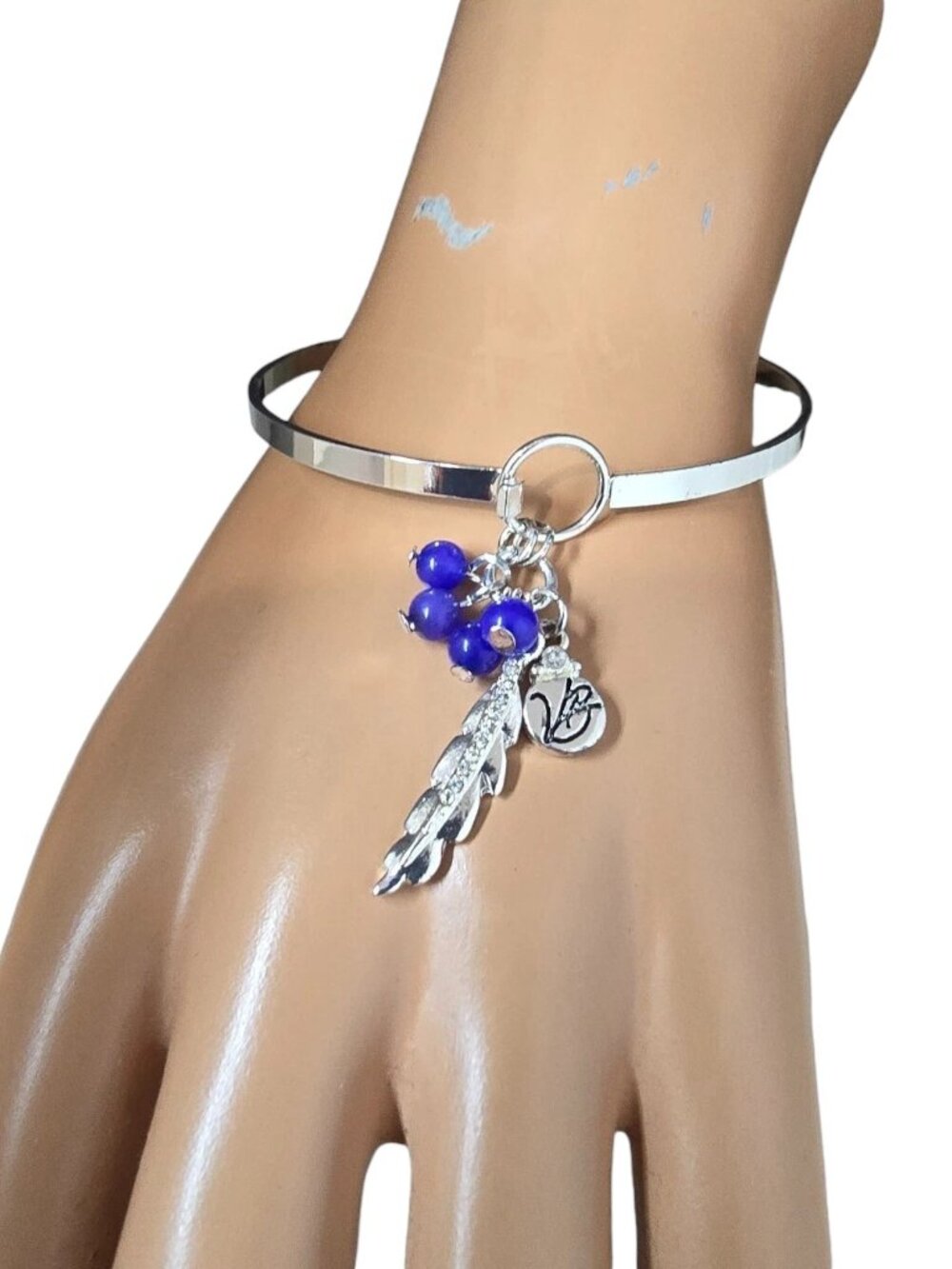 Vera Bradley Women's Trendy Bangle Bracelet Silver Plated Blue Leaf Charm